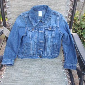 EUC Girls Jean Jacket Size 6/6x Carters